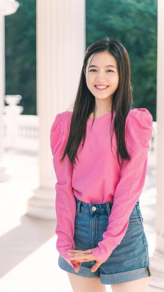 谭松韵娱乐圈大爆料,独家爆料揭露明星幕后真相