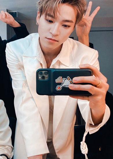 米卡最新爆料,揭秘娱乐圈最新动态与幕后故事